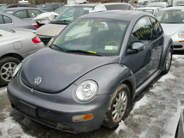 3VWCK31C94M418459 - 2004 VOLKSWAGEN NEW BEETLE ნაცრისფერი ფოტო 2