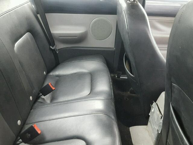 3VWCK31C94M418459 - 2004 VOLKSWAGEN NEW BEETLE ნაცრისფერი ფოტო 6
