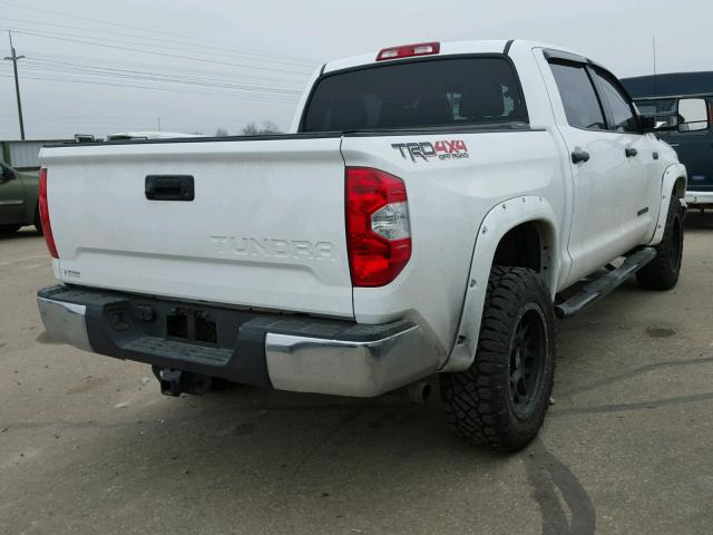 5TFDY5F16FX472811 - 2015 TOYOTA TUNDRA CRE WHITE photo 4