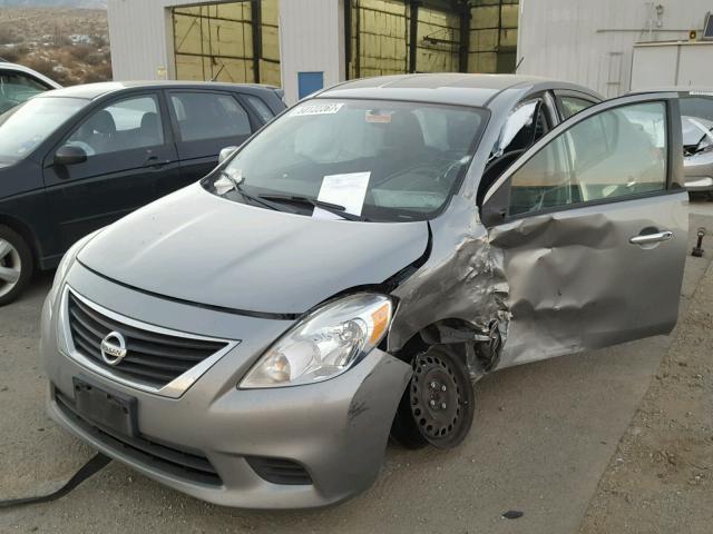 3N1CN7AP2EL823237 - 2014 NISSAN VERSA SILVER photo 2