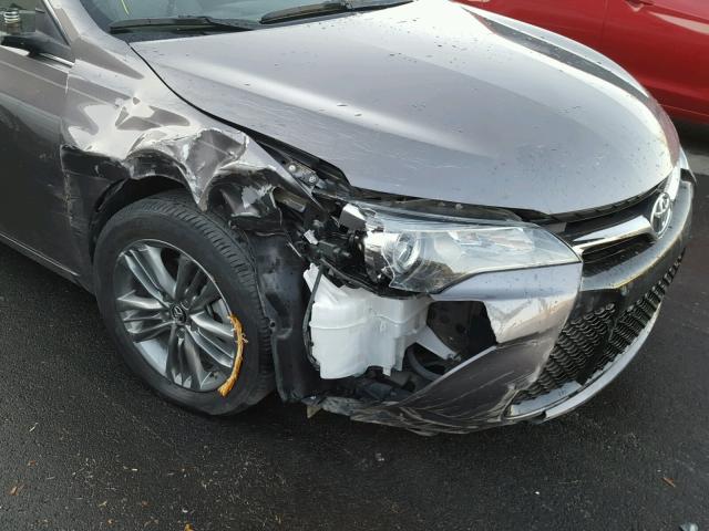 4T1BF1FKXFU007427 - 2015 TOYOTA CAMRY LE GRAY photo 9