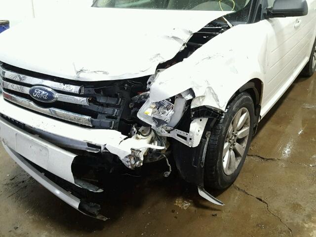 2FMDK51C59BA23525 - 2009 FORD FLEX SE WHITE photo 9