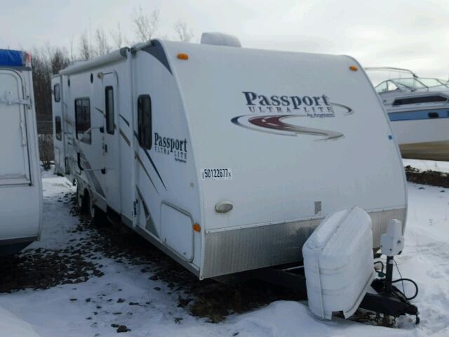 4YDT2802596410646 - 2009 KEYSTONE PASSPORT 白色 照片 1