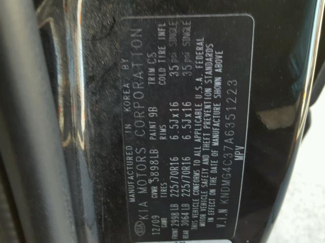 KNDMG4C37A6351223 - 2010 KIA SEDONA LX BLACK photo 10