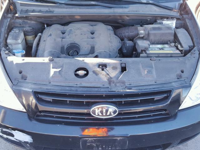 KNDMG4C37A6351223 - 2010 KIA SEDONA LX BLACK photo 7