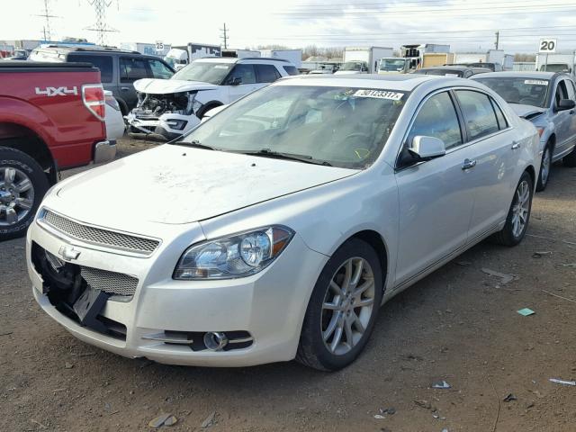 1G1ZE5EB2AF204810 - 2010 CHEVROLET MALIBU LTZ WHITE photo 2