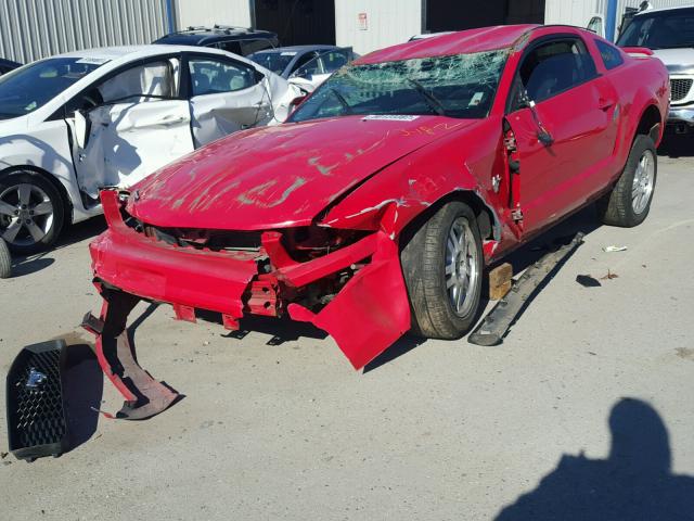 1ZVHT80N095133164 - 2009 FORD MUSTANG RED photo 2