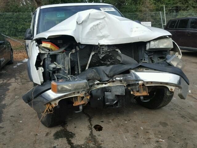 1GCEK19V73E136380 - 2003 CHEVROLET SILVERADO WHITE photo 9