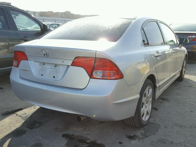 1HGFA16567L137146 - 2007 HONDA CIVIC LX SILVER photo 4