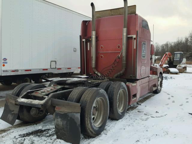 1XKADB9X45J098718 - 2005 KENWORTH CONSTRUCTI RED photo 4