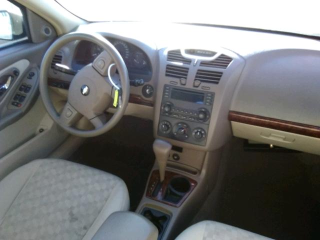 1G1ZT52815F314624 - 2005 CHEVROLET MALIBU LS BEIGE photo 9