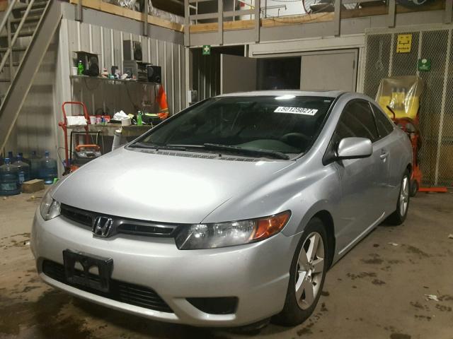 2HGFG12878H579818 - 2008 HONDA CIVIC EX GRAY photo 2