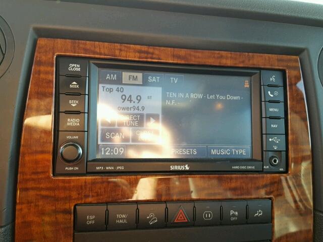 1J8HG58288C182793 - 2008 JEEP COMMANDER SILVER photo 9