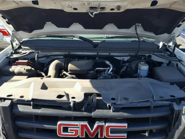 1GTR1TEX7CZ251027 - 2012 GMC SIERRA C15 WHITE photo 7