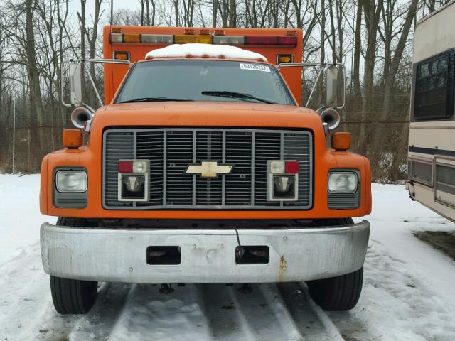 1GBJ6H1J1TJ100975 - 1996 CHEVROLET KODIAK C6H ORANGE photo 9