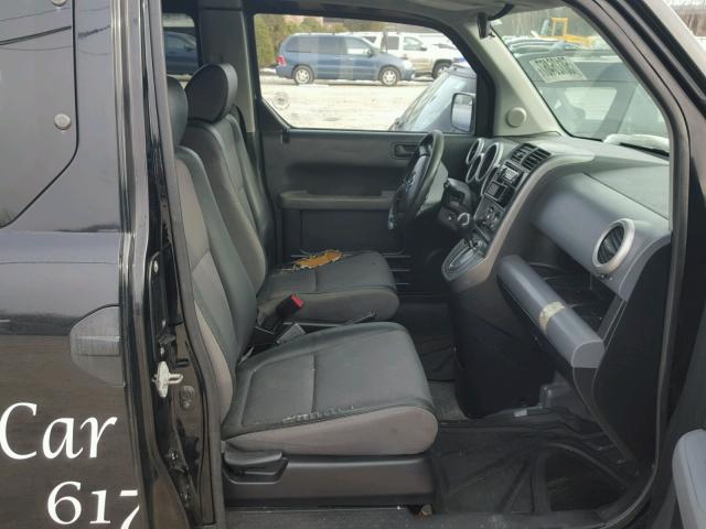 5J6YH28374L009900 - 2004 HONDA ELEMENT LX BLACK photo 5