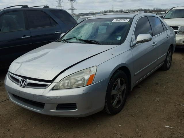 JHMCN36467C001834 - 2007 HONDA ACCORD HYB SILVER photo 2