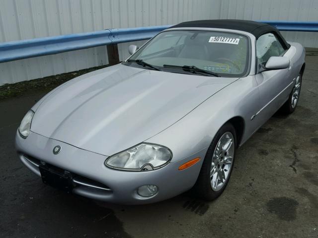 SAJDA42C41NA20161 - 2001 JAGUAR XK8 SILVER photo 2