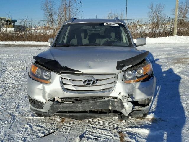 5NMSG3AB8AH361144 - 2010 HYUNDAI SANTA FE G SILVER photo 9