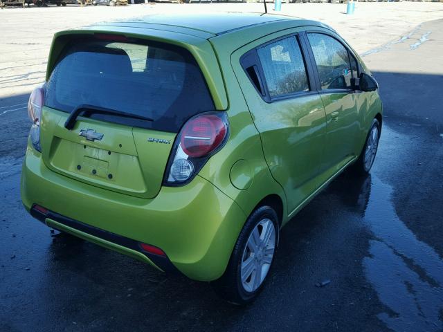 KL8CD6S96DC535203 - 2013 CHEVROLET SPARK 1LT GREEN photo 4