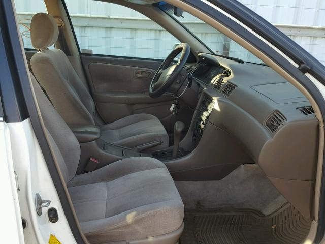 JT2BF28K7X0187040 - 1999 TOYOTA CAMRY LE თეთრი ფოტო 5