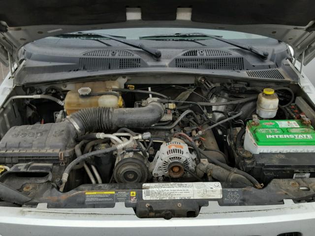 1J4GL38K66W100147 - 2006 JEEP LIBERTY RE SILVER photo 7