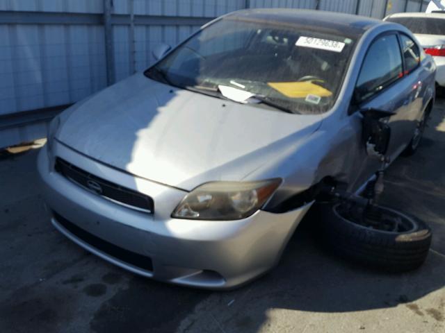 JTKDE167270160588 - 2007 TOYOTA SCION TC 银色 照片 2