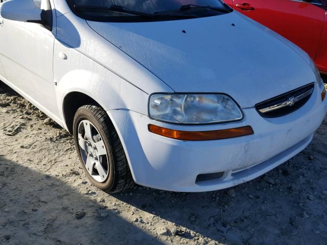 KL1TD66647B751558 - 2007 CHEVROLET AVEO BASE Ақ фото 9