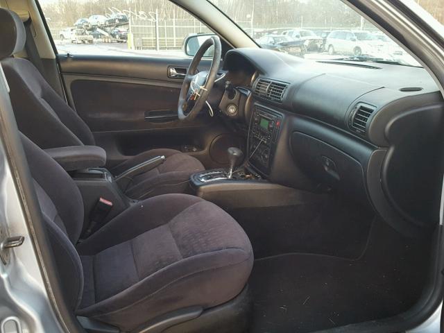 WVWPD63B03P186475 - 2003 VOLKSWAGEN PASSAT GLS SILVER photo 5