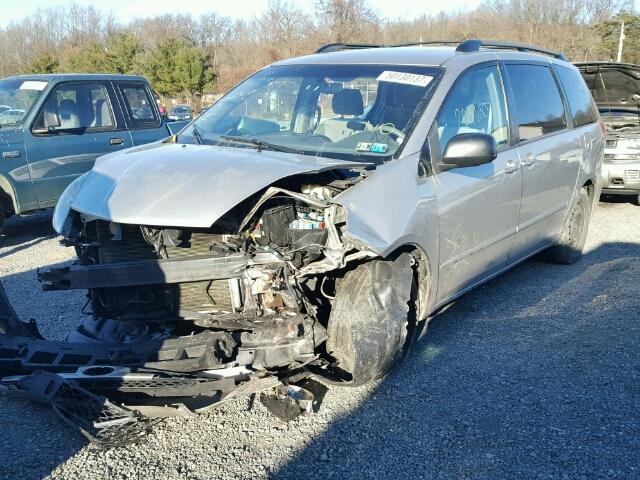 5TDZA23C36S562065 - 2006 TOYOTA SIENNA CE BEIGE photo 2