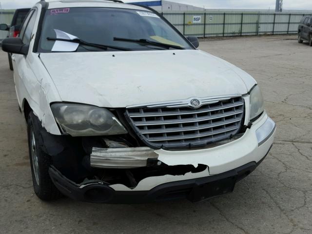 2C8GF68404R335843 - 2004 CHRYSLER PACIFICA 白色 照片 9