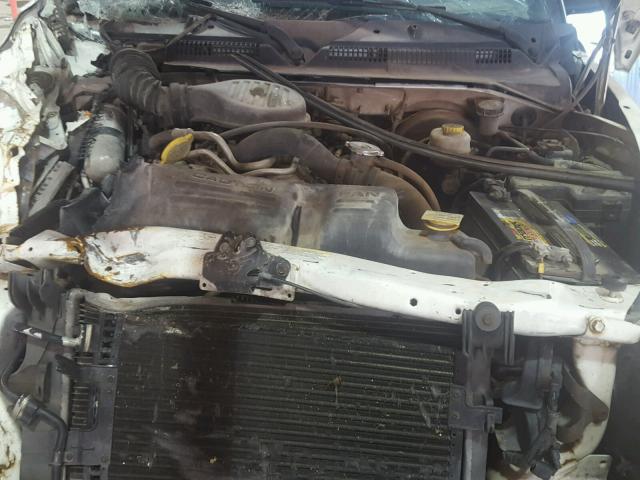 1B7FL26X7YS604033 - 2000 DODGE DAKOTA WHITE photo 7