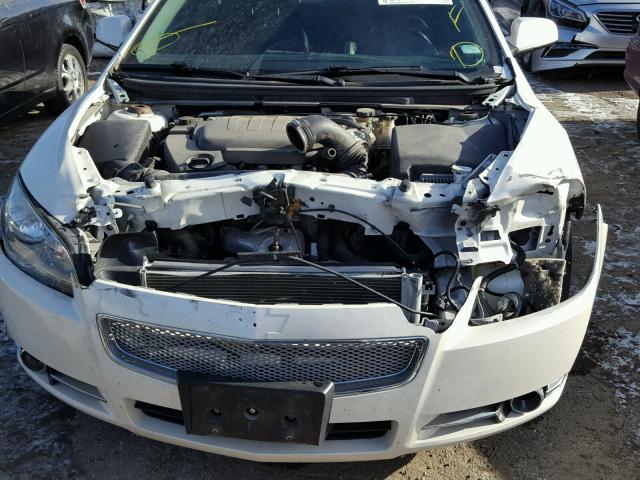 1G1ZE5E70BF384401 - 2011 CHEVROLET MALIBU LTZ WHITE photo 9