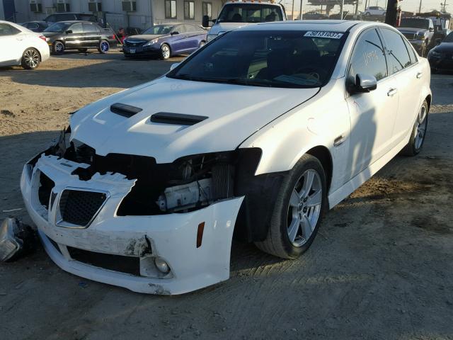 6G2EC57Y29L307047 - 2009 PONTIAC G8 GT WHITE photo 2