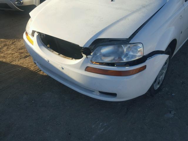 KL1TD66698B275938 - 2008 CHEVROLET AVEO BASE WHITE photo 9