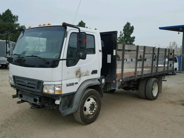 3FRLL45ZX6V292150 - 2006 FORD LOW CAB FO WHITE photo 2