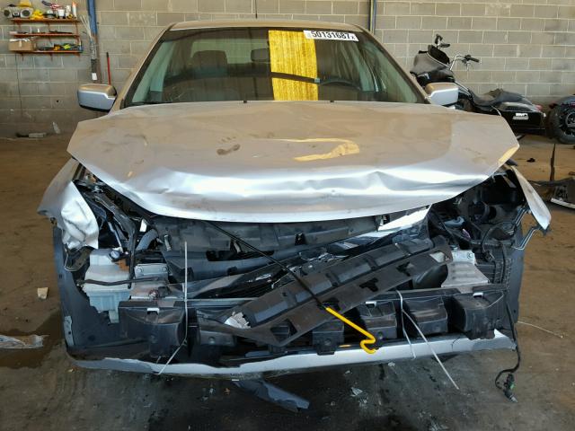 3FAHP0JA7CR249508 - 2012 FORD FUSION SEL SILVER photo 9