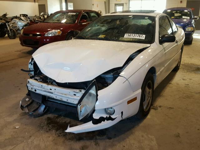 1G2JB14F447221377 - 2004 PONTIAC SUNFIRE WHITE photo 2