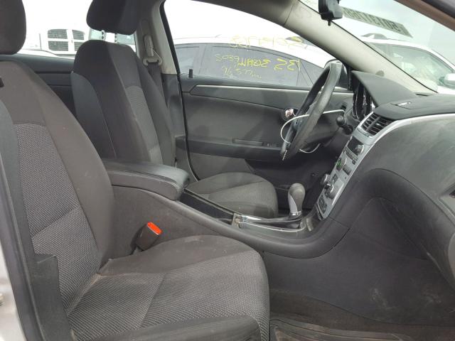 1G1ZH57B09F224019 - 2009 CHEVROLET MALIBU 1LT SILVER photo 5