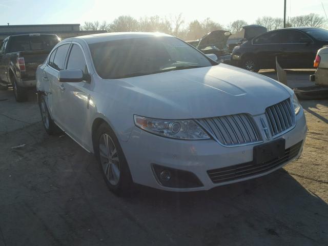 1LNHL9DR9AG605534 - 2010 LINCOLN MKS WHITE photo 1