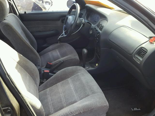 1Y1SK5268TZ039867 - 1996 GEO PRIZM BASE BLACK photo 5