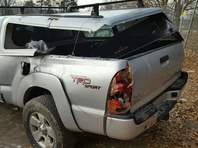 3TMMU52N18M006247 - 2008 TOYOTA TACOMA DOU SILVER photo 9