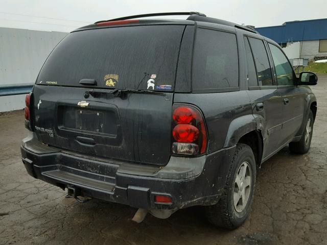 1GNDT13S462302780 - 2006 CHEVROLET TRAILBLAZE GRAY photo 4