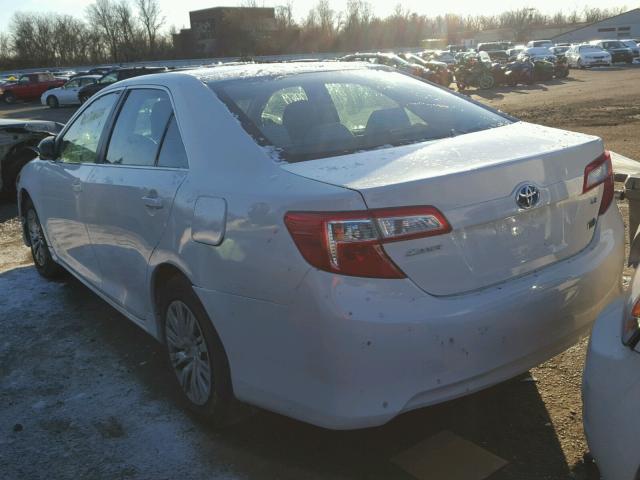 4T1BD1FKXDU086729 - 2013 TOYOTA CAMRY HYBR WHITE photo 3