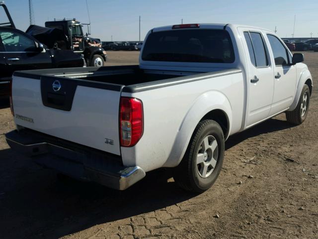 1N6AD09U27C449085 - 2007 NISSAN FRONTIER C WHITE photo 4