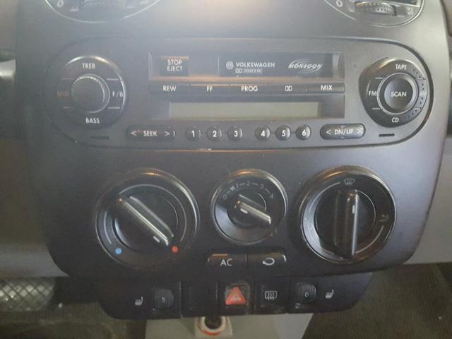 3VWCB21C12M446988 - 2002 VOLKSWAGEN NEW BEETLE 红色 照片 9