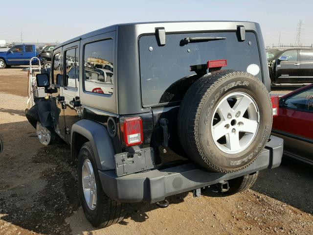 1C4HJWDG4EL121534 - 2014 JEEP WRANGLER U BLACK photo 3