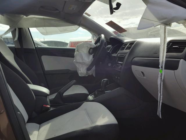 3VW2K7AJ0FM313281 - 2015 VOLKSWAGEN JETTA BASE BROWN photo 5