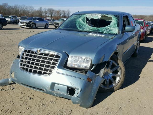 2C3LA53V49H577559 - 2009 CHRYSLER 300 TOURIN BLUE photo 2