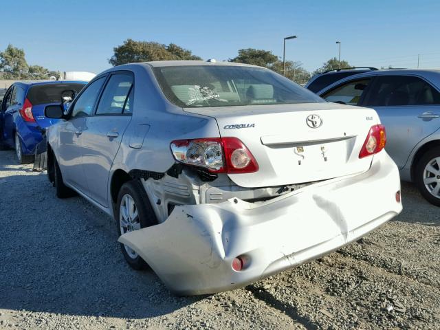 1NXBU40E69Z051116 - 2009 TOYOTA COROLLA BA SILVER photo 3